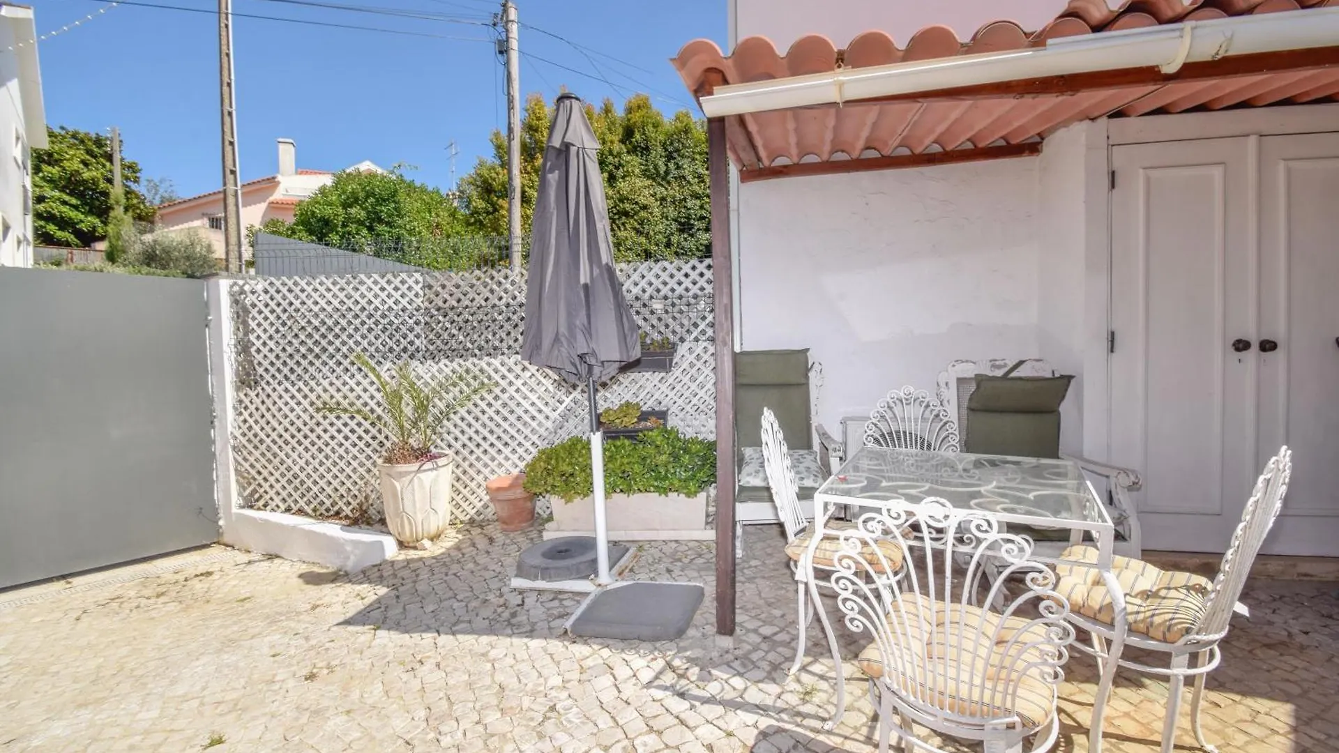 Сasa de vacaciones Moradia Estoril Villa
